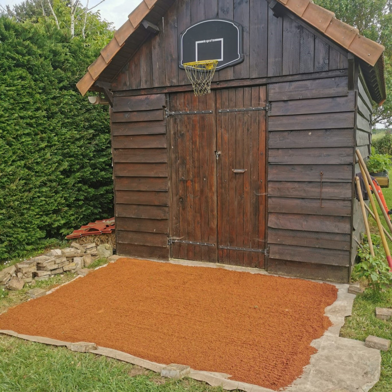 Stabilisation d'abord d'abri de jardin