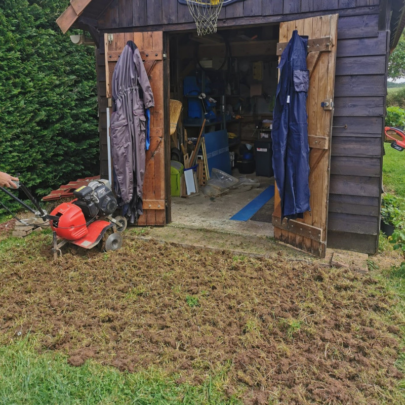 Stabilisation d'abord d'abri de jardin