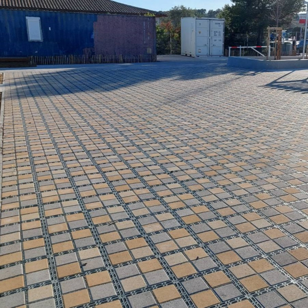 Dalle ECORASTER BLOXX pour pavé béton