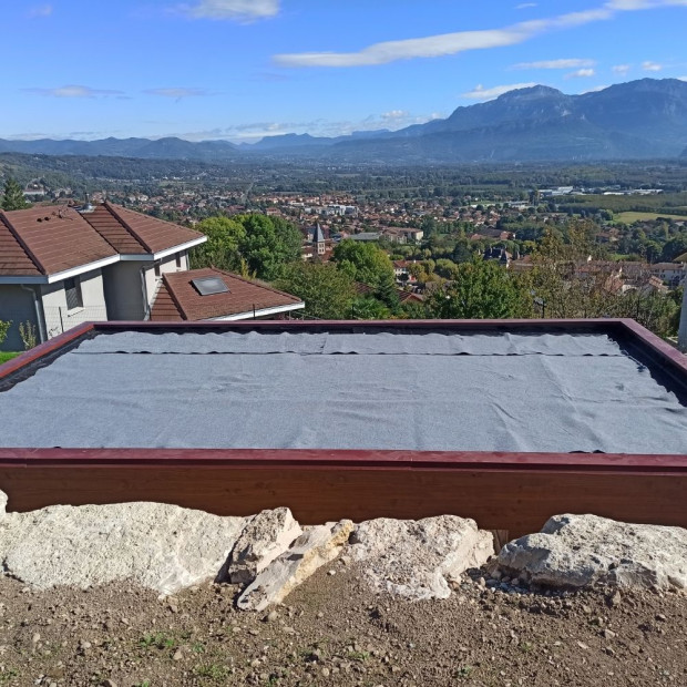 Végétalisation d'un poolhouse